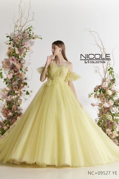 NICOLE